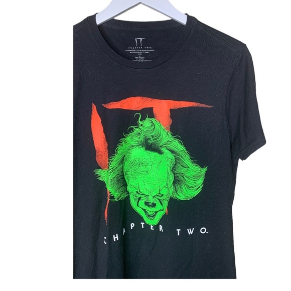 IT CHAPTER TWO Graphic Pennywise Print Tee With Cap Sleeves Black/Green Sz Small - Picture 4 of 8